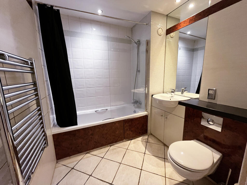 3 Canal Square, Birmingham City Centre, Birmingham, B16 8FL